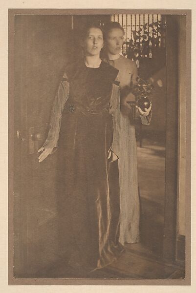 Coming Through the Door, Clarence H. White (American, 1871–1925), Platinum print 