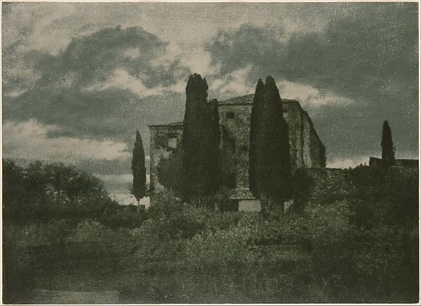 [Italian Villa in Autumn], Hugo Henneberg (Austrian, 1863–1918), Gum bichromate print 