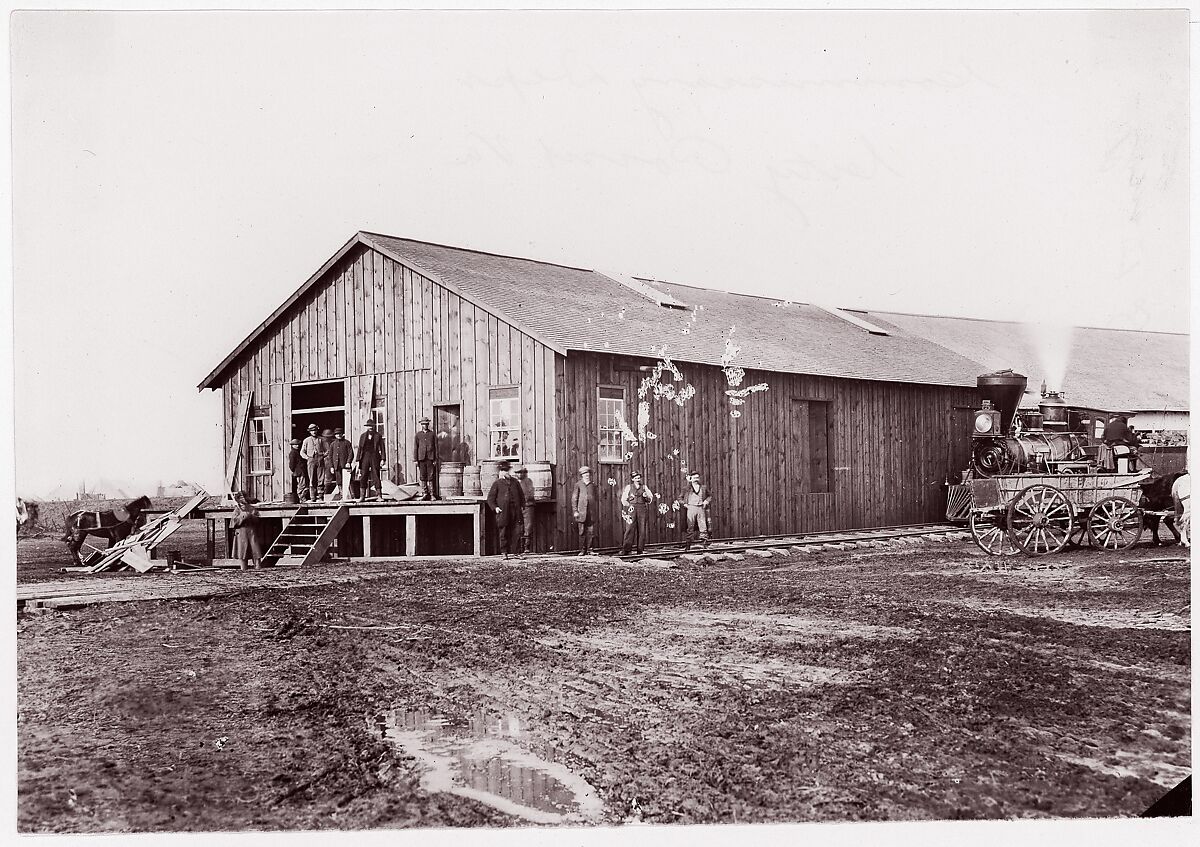[Commissary Department, City Point, Virginia], Attributed to Andrew Joseph Russell (American, 1830–1902), Albumen silver print from glass negative 
