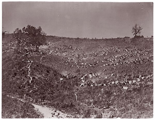 [Camp of Confederate Prisoners at Belle Plain Landing, Virginia, Captured with Johnson's Division]