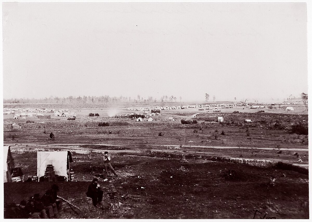 Fort Burnham, front of Petersburg, Unknown (American), Albumen silver print from glass negative 