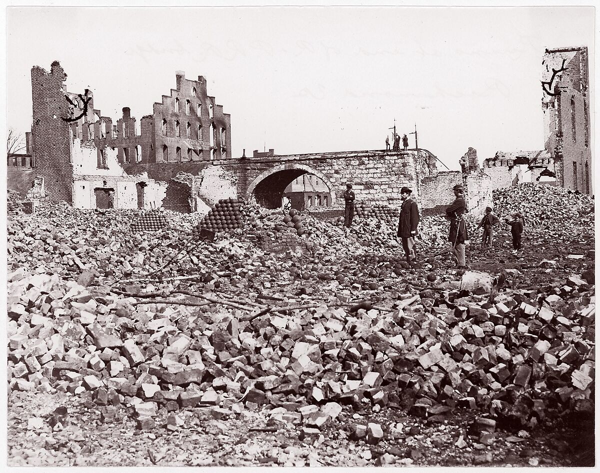 Ruins at end of Richmond and Petersburg Railroad Bridge, Richmond, Alexander Gardner (American, Glasgow, Scotland 1821–1882 Washington, D.C.), Albumen silver print from glass negative 