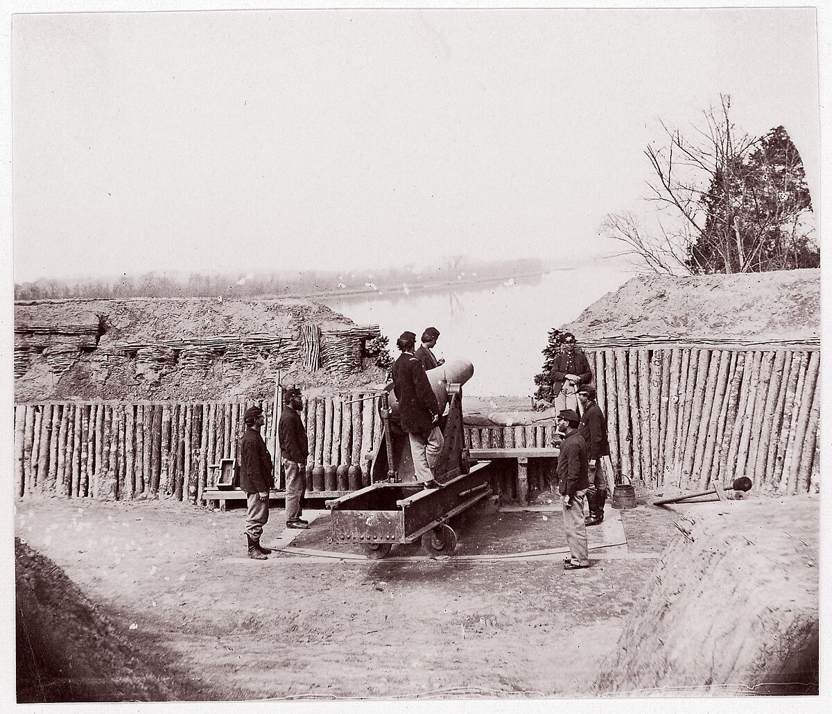 Cox's Landing, James River, Andrew Joseph Russell (American, 1830–1902), Albumen silver print from glass negative 