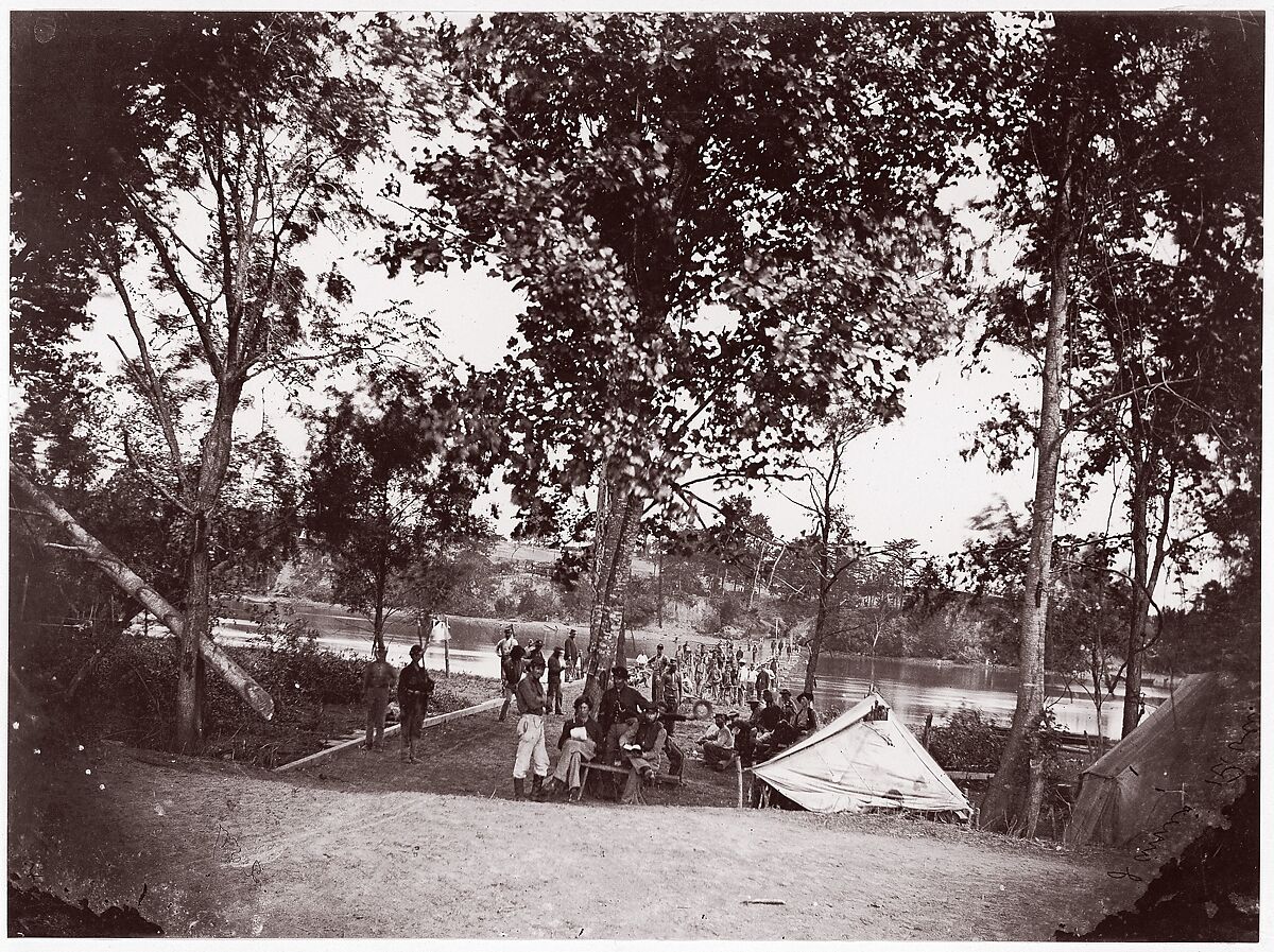 Fort Brady, James River, Andrew Joseph Russell (American, 1830–1902), Albumen silver print from glass negative 