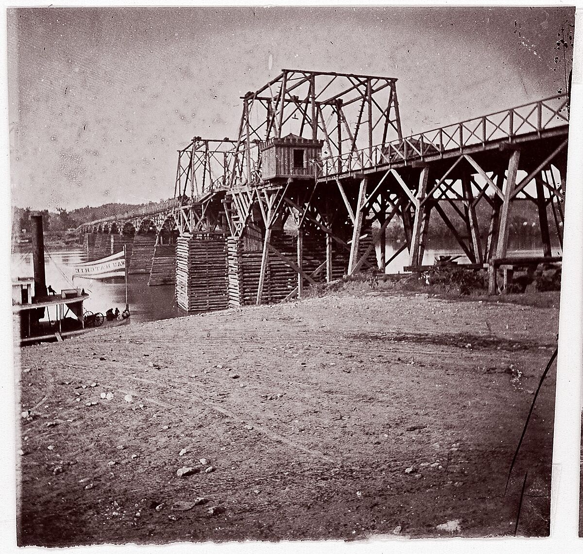 [Bridge Across Tennessee River at Chattanooga], Attributed to George N. Barnard (American, 1819–1902), Albumen silver print from glass negative 