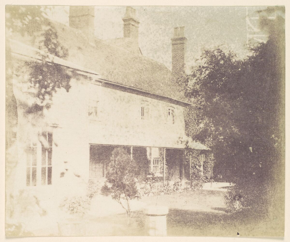 [House with Three Chimneys], Unknown (British), Salted paper print from paper negative 