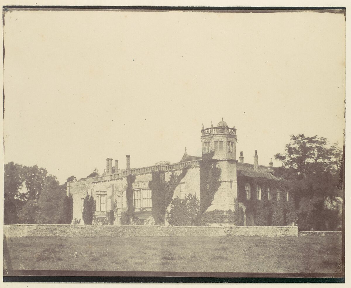 [Lacock Abbey], Unknown (British), Salted paper print from paper negative 