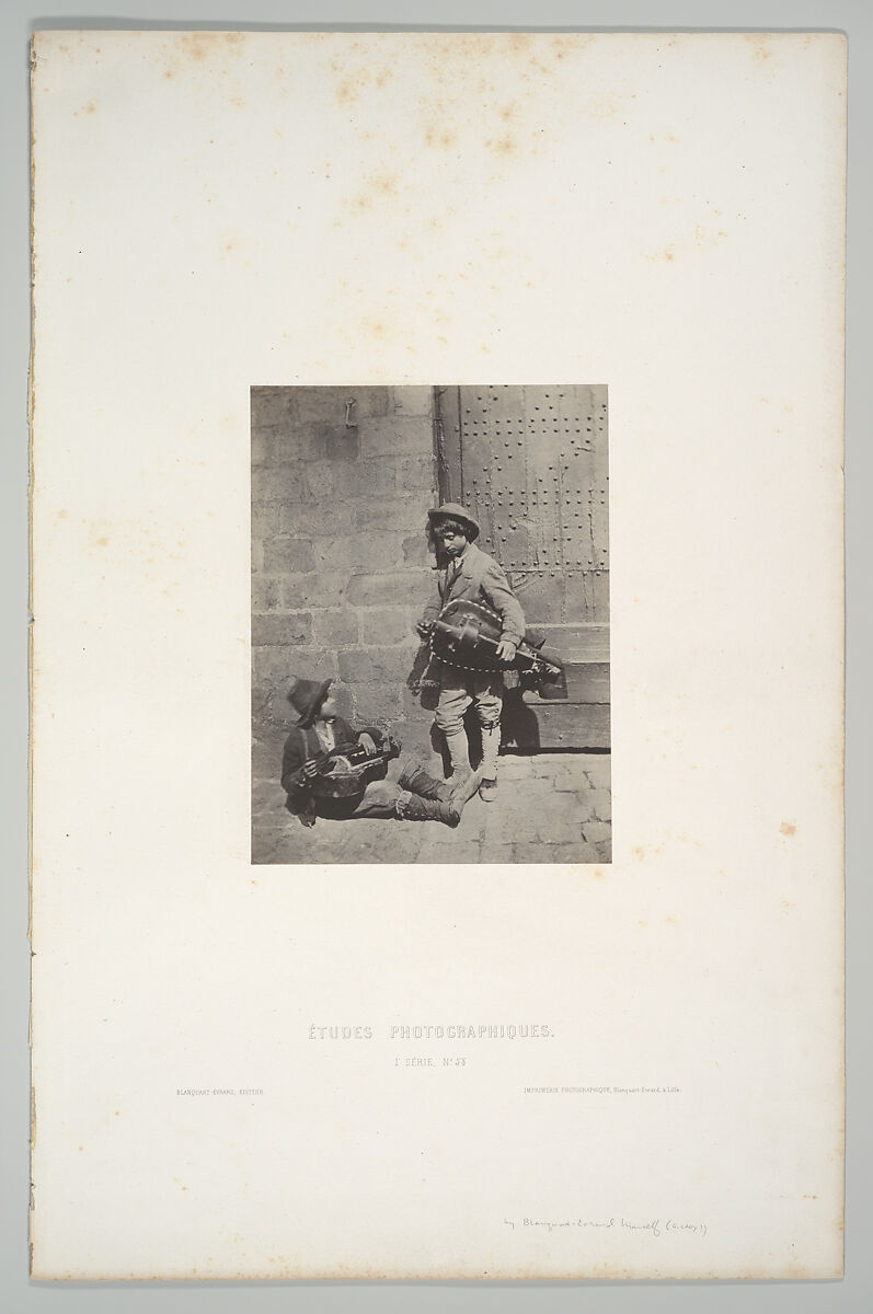 Joueurs de vielle, Louis-Désiré Blanquart-Évrard (French, 1802–1872), Salted paper print from paper negative