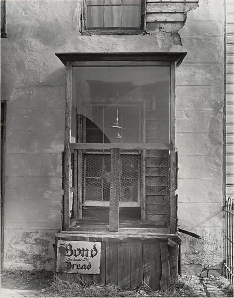 [Bond Bread Sign], Clarence John Laughlin (American, 1905–1985), Gelatin silver print 