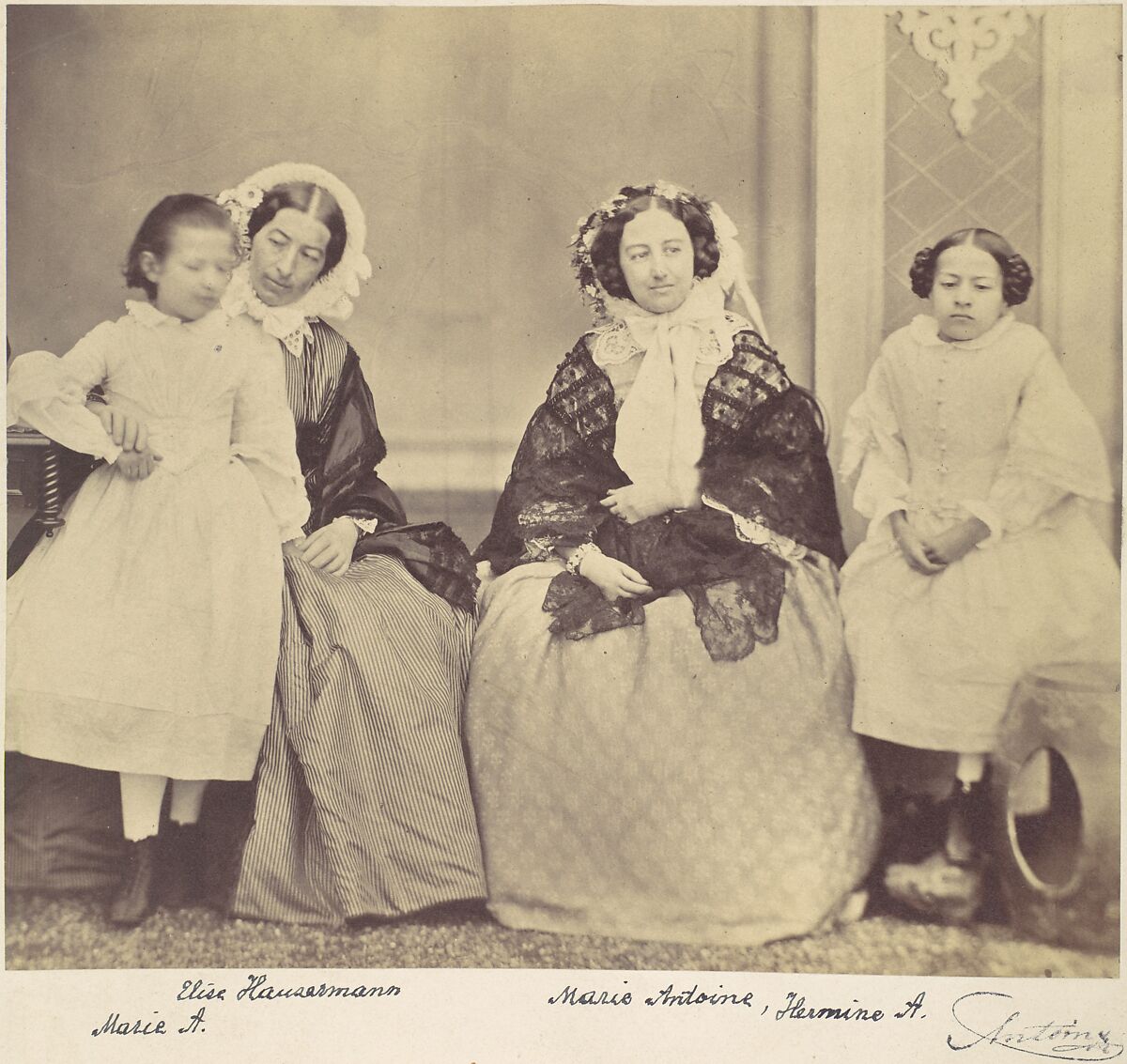 Elise Häusermann, Hermine, Marie and Marie Antoine, Franz Antoine (Austrian, Vienna 1815–1886 Vienna), Albumen silver print from glass negative 