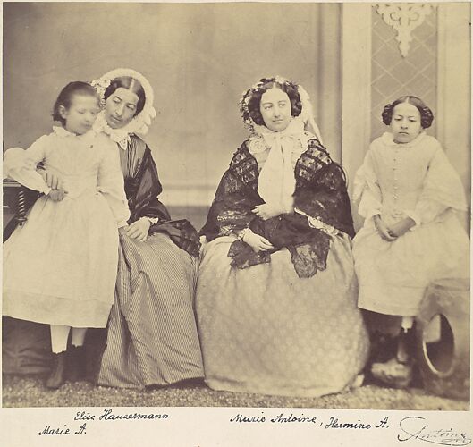 Elise Häusermann, Hermine, Marie and Marie Antoine