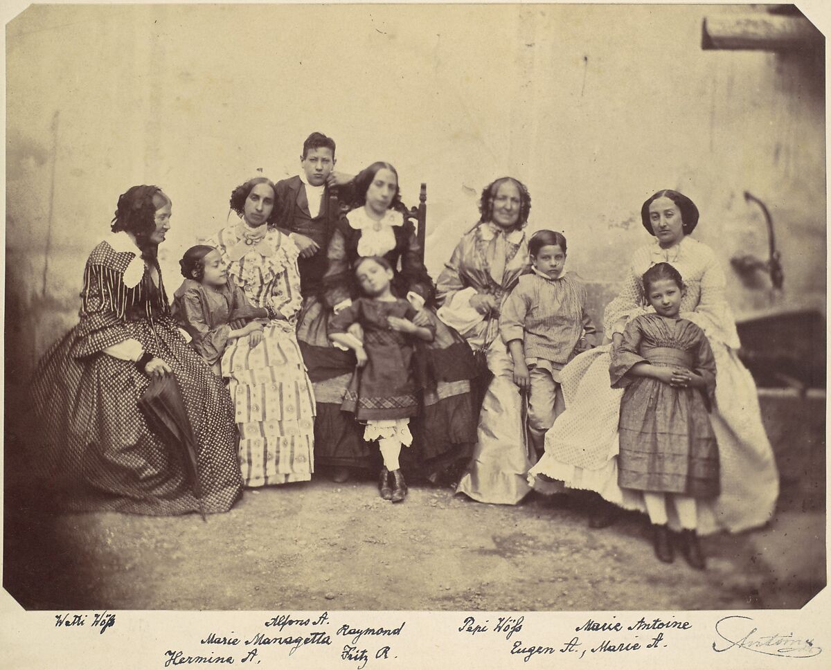 [Ten members of the Antoine family], Franz Antoine (Austrian, Vienna 1815–1886 Vienna), Albumen silver print from glass negative 