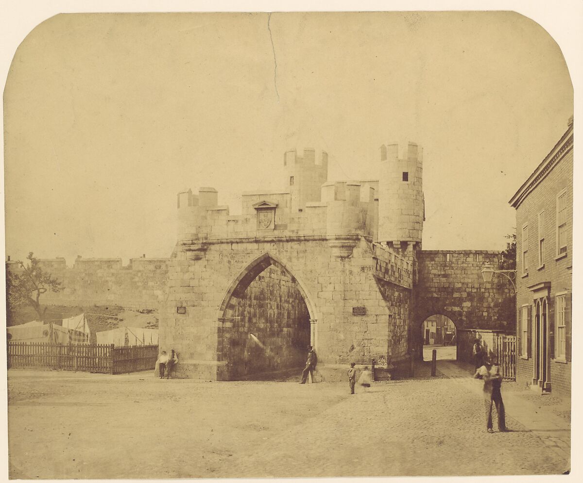 [St. Mary's Gate, York], Unknown (British), Albumen silver print 