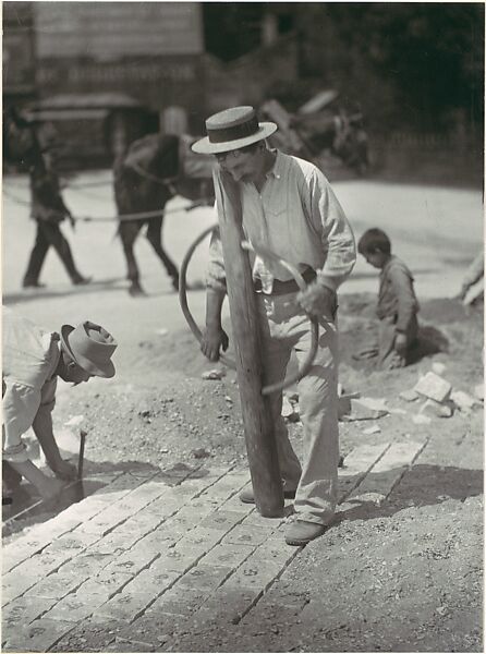 Street Paver, Eugène Atget (French, Libourne 1857–1927 Paris), Gelatin silver print from glass negative 