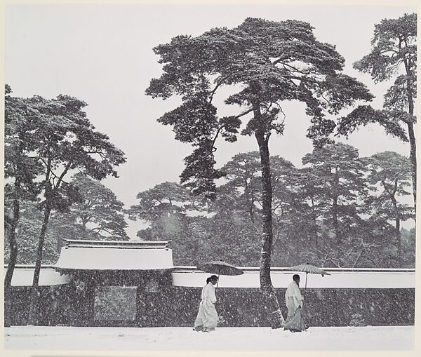 In the Court of the Meiji Temple, Tokyo, Japan, Werner Bischof (Swiss, 1916–1954), Gelatin silver print 