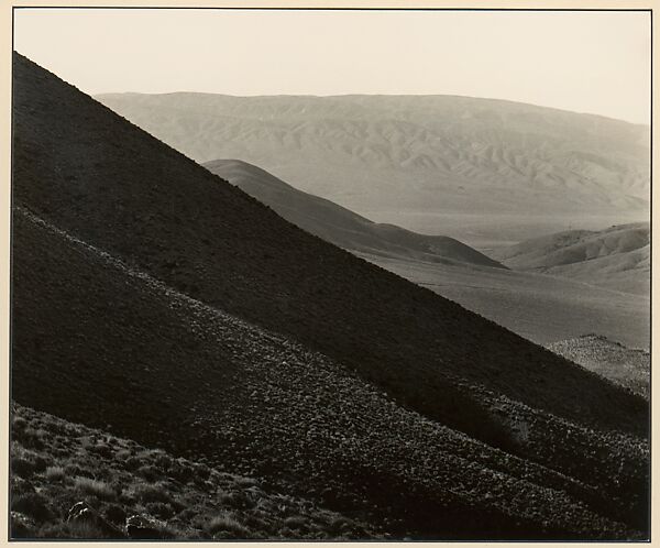 Panamint Mountains, Johan Hagemeyer (American (born The Netherlands), 1884–1962), Gelatin silver print 