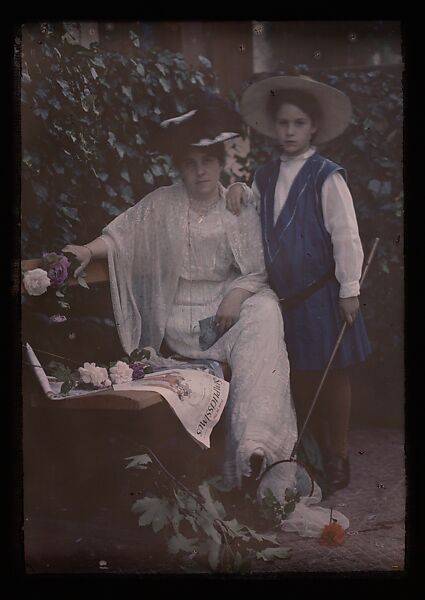 Emmy and Kitty - Tutzing, Bavaria, Frank Eugene (American, New York 1865–1936 Munich), Autochrome  