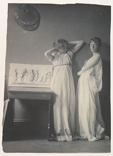 Two Pupils in Greek Dress