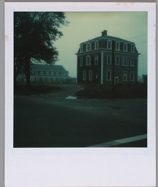 [House with Mansard Roof], Walker Evans (American, St. Louis, Missouri 1903–1975 New Haven, Connecticut), Instant internal dye diffusion transfer print (Polaroid SX-70) 
