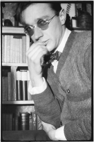 [Self-Portrait in Sunglasses Before Bookshelf, 48 Columbia Heights, Brooklyn, New York], Walker Evans (American, St. Louis, Missouri 1903–1975 New Haven, Connecticut), Film negative 