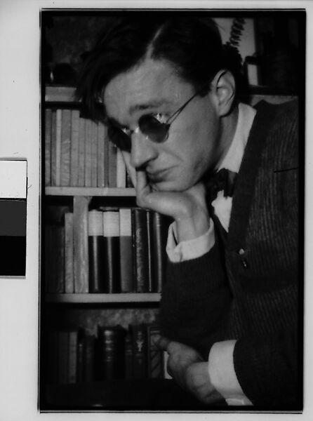 [Self-Portrait in Sunglasses Before Bookshelf, 48 Columbia Heights, Brooklyn, New York], Walker Evans (American, St. Louis, Missouri 1903–1975 New Haven, Connecticut), Film negative 