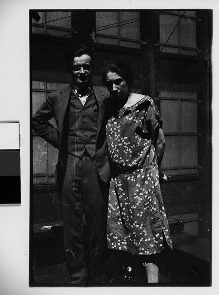[Hanns and Lily Skolle Standing on Rooftop of 13 East 14th Street Apartment Building, New York City], Walker Evans (American, St. Louis, Missouri 1903–1975 New Haven, Connecticut), Film negative 