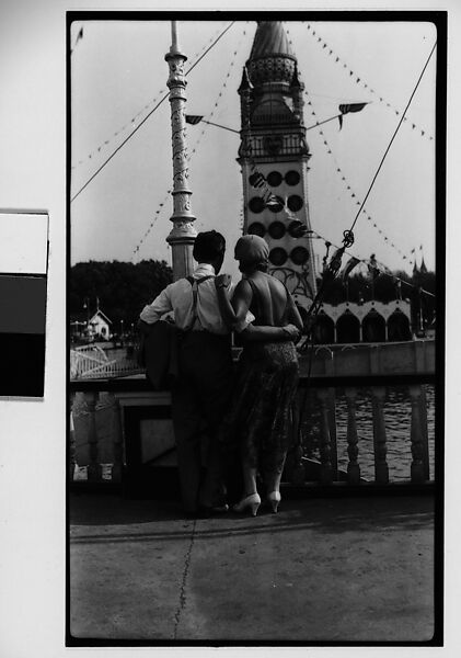[Couple in Luna Park From Behind, Coney Island, New York], Walker Evans (American, St. Louis, Missouri 1903–1975 New Haven, Connecticut), Film negative 
