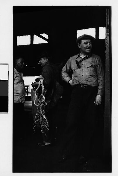 [Workers, New York City], Walker Evans (American, St. Louis, Missouri 1903–1975 New Haven, Connecticut), Film negative 
