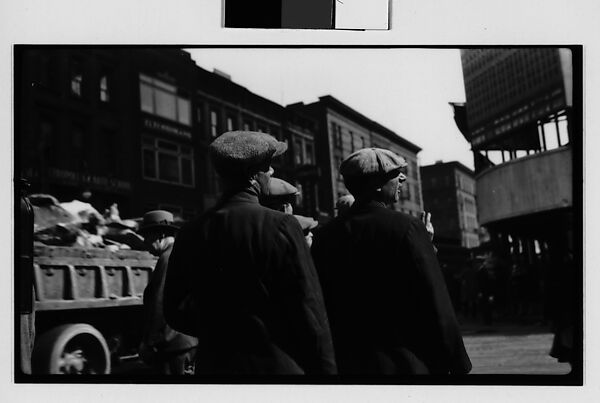 [Onlookers at Bloomingdale's Construction Site, Fifty-Ninth Street, From Behind, New York City], Walker Evans (American, St. Louis, Missouri 1903–1975 New Haven, Connecticut), Film negative 