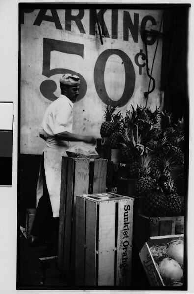 [Worker Unloading Pineapples from Crates, New York City], Walker Evans (American, St. Louis, Missouri 1903–1975 New Haven, Connecticut), Film negative 
