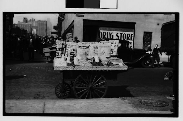 [Nut and Candy Vendor Cart, New York City], Walker Evans (American, St. Louis, Missouri 1903–1975 New Haven, Connecticut), Film negative 