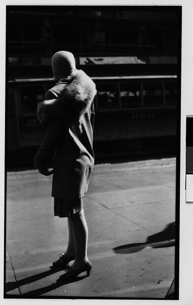 [Woman Wearing Cloche Hat and Stole, New York City], Walker Evans (American, St. Louis, Missouri 1903–1975 New Haven, Connecticut), Film negative 