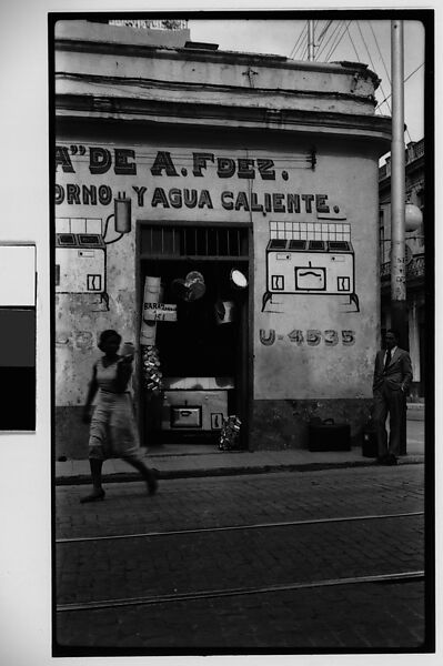 [Painted Façade of Kitchenware Shop, Havana], Walker Evans (American, St. Louis, Missouri 1903–1975 New Haven, Connecticut), Film negative 