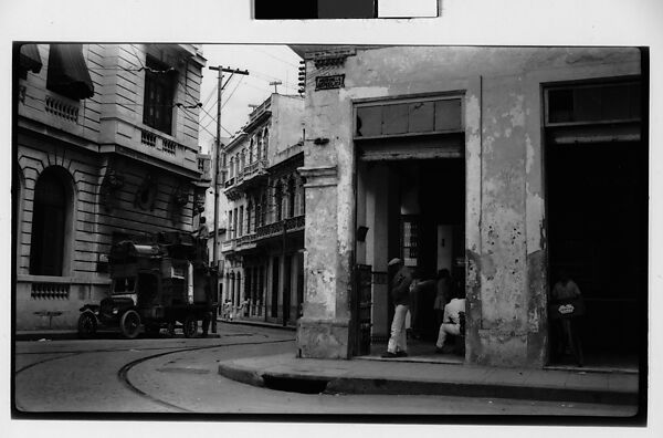 [Street Scene, Avenue de la Republica, Havana], Walker Evans (American, St. Louis, Missouri 1903–1975 New Haven, Connecticut), Film negative 