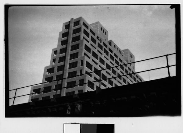 [Step-Back Building, New York City], Walker Evans (American, St. Louis, Missouri 1903–1975 New Haven, Connecticut), Film negative 