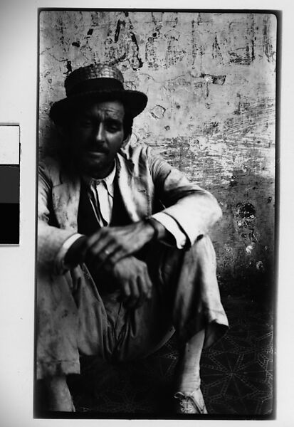 [Man Wearing Boater Seated on Ground, Havana], Walker Evans (American, St. Louis, Missouri 1903–1975 New Haven, Connecticut), Film negative 