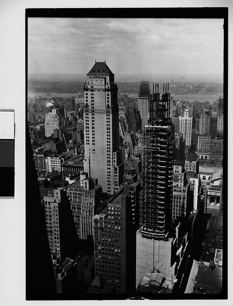 [Lefcourt Colonial Building Construction Site, from Roof of Chanin Building?, New York City], Walker Evans (American, St. Louis, Missouri 1903–1975 New Haven, Connecticut), Film negative 