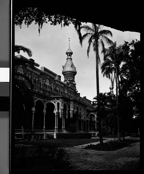 [Oblique View of University Building, Tampa, Florida], Walker Evans (American, St. Louis, Missouri 1903–1975 New Haven, Connecticut), Film negative 