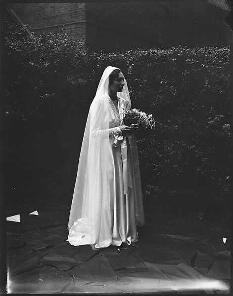 [Wedding Portrait: Margot Loines], Walker Evans (American, St. Louis, Missouri 1903–1975 New Haven, Connecticut), Film negative 