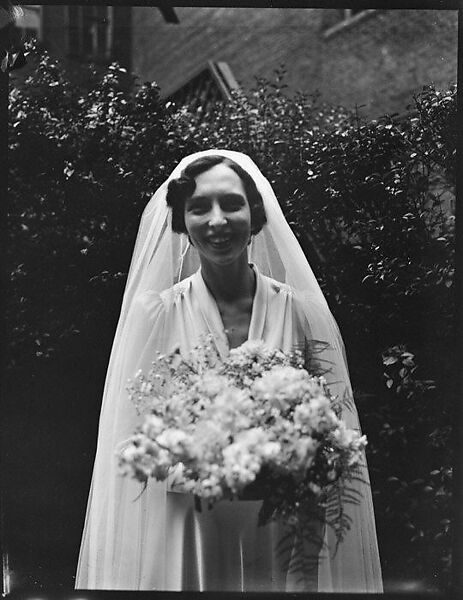 [Wedding Portrait: Margot Loines], Walker Evans (American, St. Louis, Missouri 1903–1975 New Haven, Connecticut), Film negative 