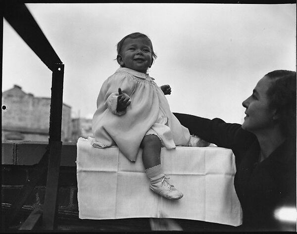 [Ursula and Dorothy Bitter], Walker Evans (American, St. Louis, Missouri 1903–1975 New Haven, Connecticut), Film negative 