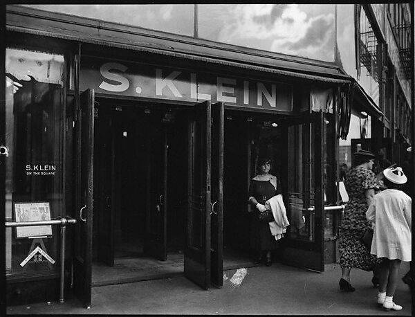 [Woman in Doorway of S. Klein-on-the-Square Department Store, Union Square East, New York City], Walker Evans (American, St. Louis, Missouri 1903–1975 New Haven, Connecticut), Film negative 