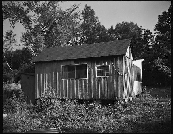 [Rear Façade of Jane Smith Evans's Barn, Old Lyme, Connecticut], Walker Evans (American, St. Louis, Missouri 1903–1975 New Haven, Connecticut), Film negative 