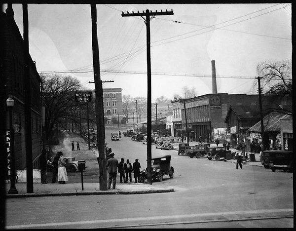 [Street Scene, Milledgeville, Georgia], Walker Evans (American, St. Louis, Missouri 1903–1975 New Haven, Connecticut), Film negative 