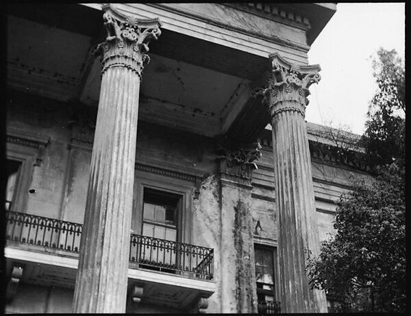 [Columns and Balcony, Belle Grove Plantation, White Castle, Louisiana], Walker Evans (American, St. Louis, Missouri 1903–1975 New Haven, Connecticut), Film negative 