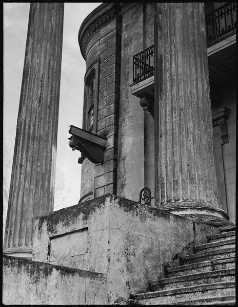 [Façade Corner of Belle Grove Plantation, White Castle, Louisiana], Walker Evans (American, St. Louis, Missouri 1903–1975 New Haven, Connecticut), Film negative 