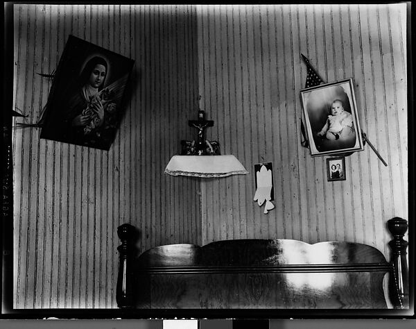 [Bedroom Interior with Religious and Family Pictures on Wall, Biloxi, Mississippi], Walker Evans (American, St. Louis, Missouri 1903–1975 New Haven, Connecticut), Film negative