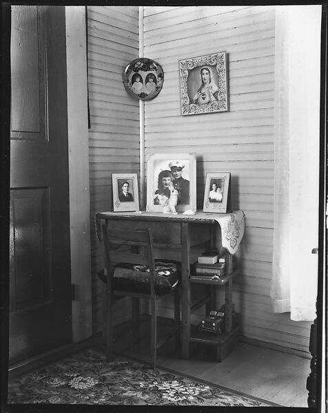 [Religious and Family Pictures on Desk and Wall in Corner, Biloxi, Mississippi], Walker Evans (American, St. Louis, Missouri 1903–1975 New Haven, Connecticut), Film negative 