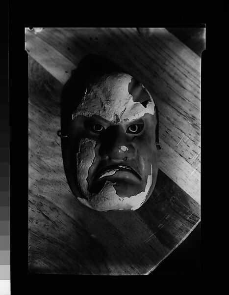 [Japanese Mask on Tabletop], Walker Evans (American, St. Louis, Missouri 1903–1975 New Haven, Connecticut), Film negative 