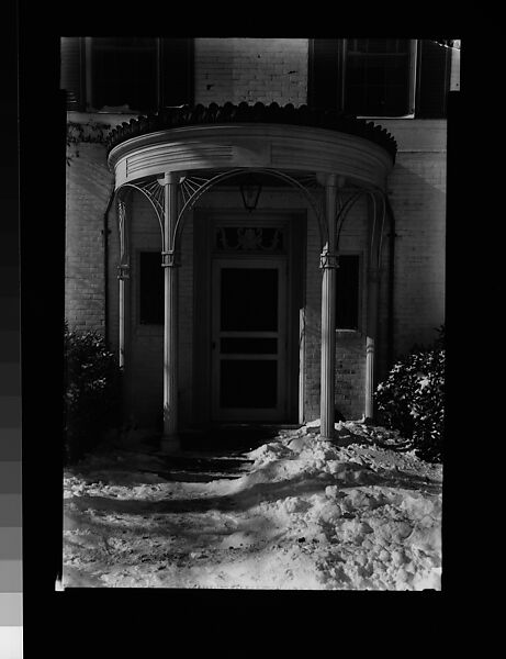 [Circular Entry Porch], Walker Evans (American, St. Louis, Missouri 1903–1975 New Haven, Connecticut), Film negative 